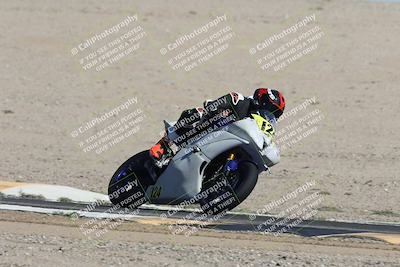 media/Oct-05-2025-CVMA (Sun) [[beeef4f201]]/Race 15-Amateur Formula Middleweight/